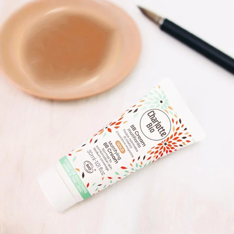 CHARLOTTE BIO - BB Crème Matifiante & Purifiante Bio - Une peau impeccable vous attend ! 🌿✨