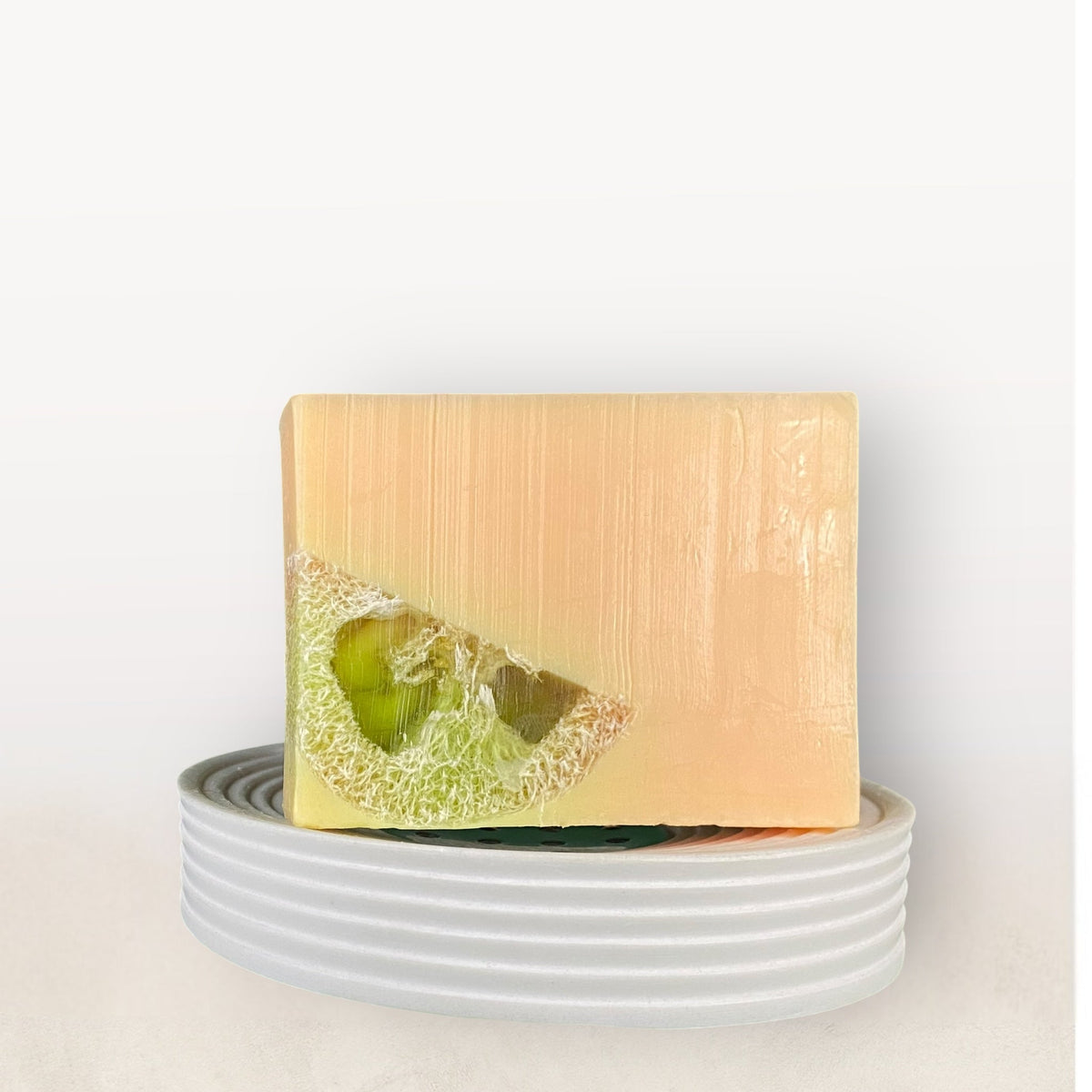 Goleo n° 331 – Savon artisanal « Pamplemousse & Luffa »