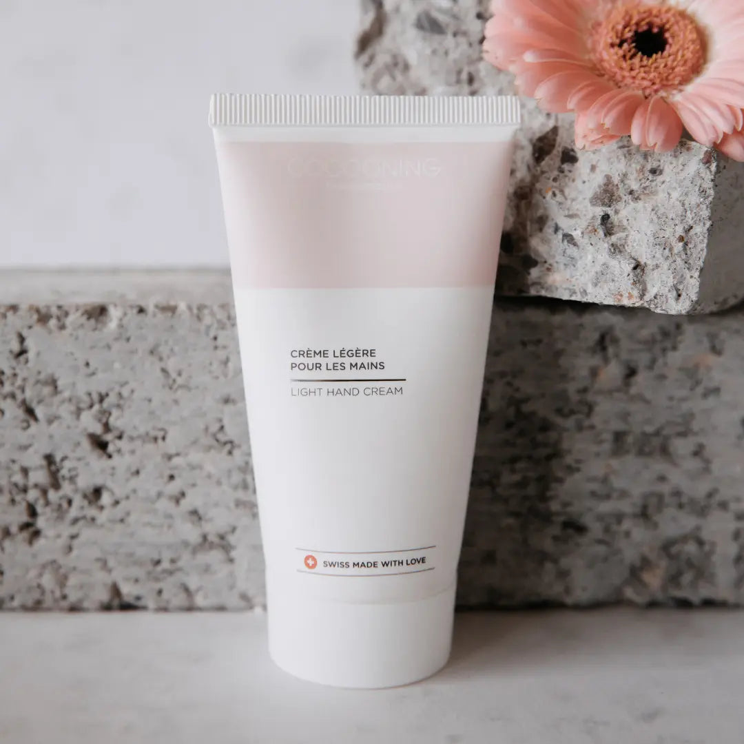 Lightweight hand cream