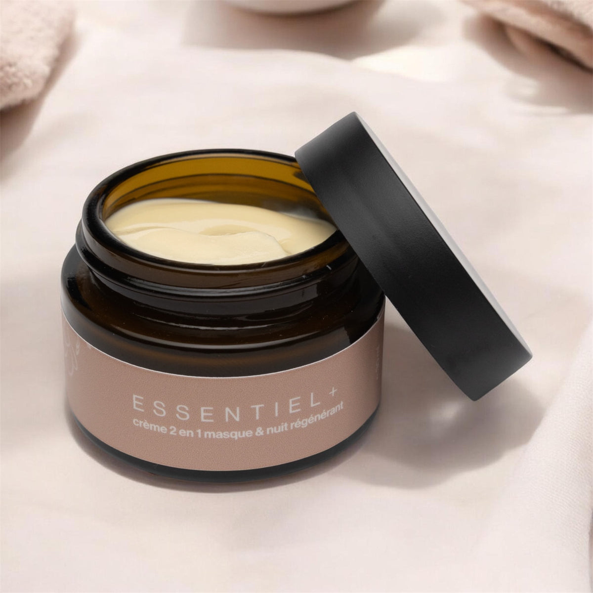 Masque-soin de nuit 2-en-1 Essentiel+